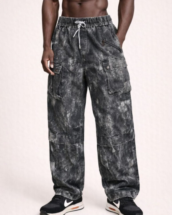 Black Alzai Cargo Pants